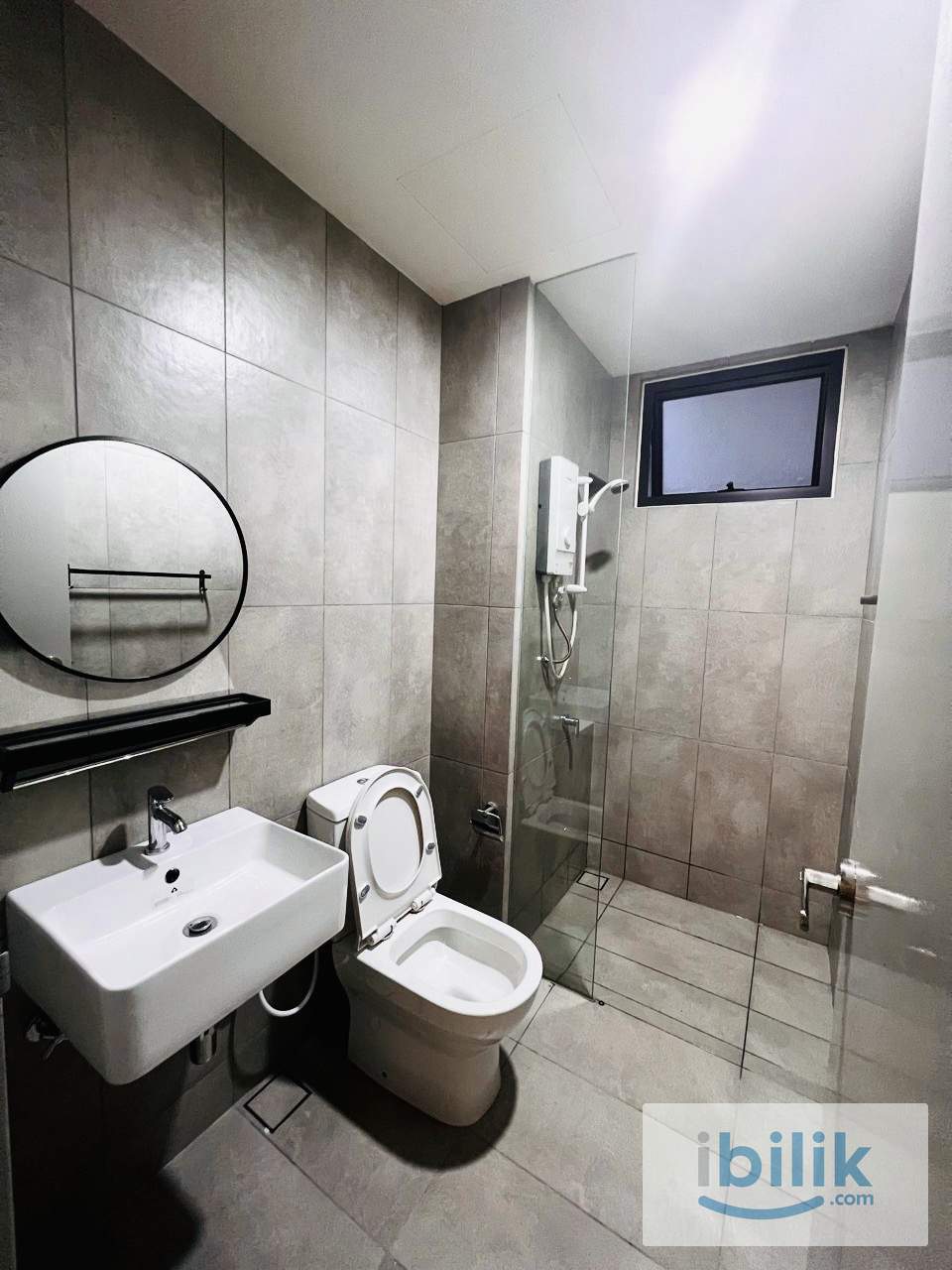 Fully Furnished Medium Room, Ready to Move In! 2 Min Walk to MRT, THE NETIZEN - Image 5