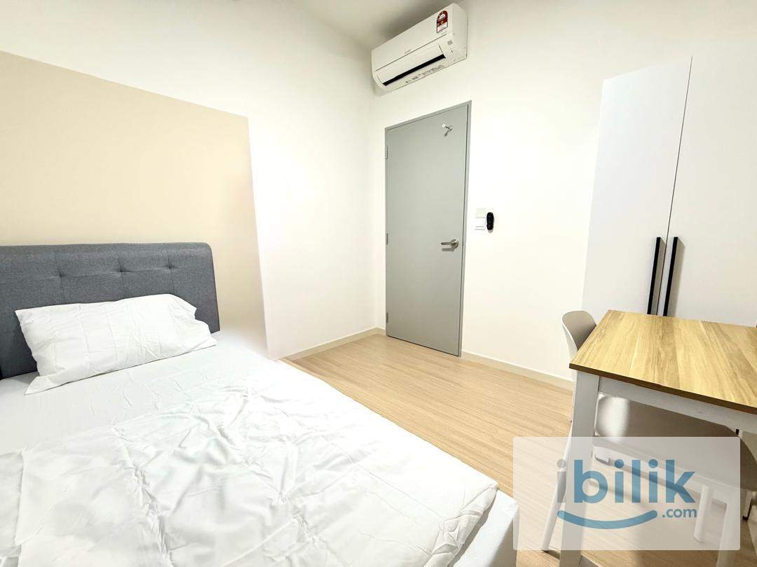 5 Min Walk to LRT Sri Rampai, Fully Furnished Small Room, Ready Move In! THE HAMILTON WANGSA MAJU - Image 1