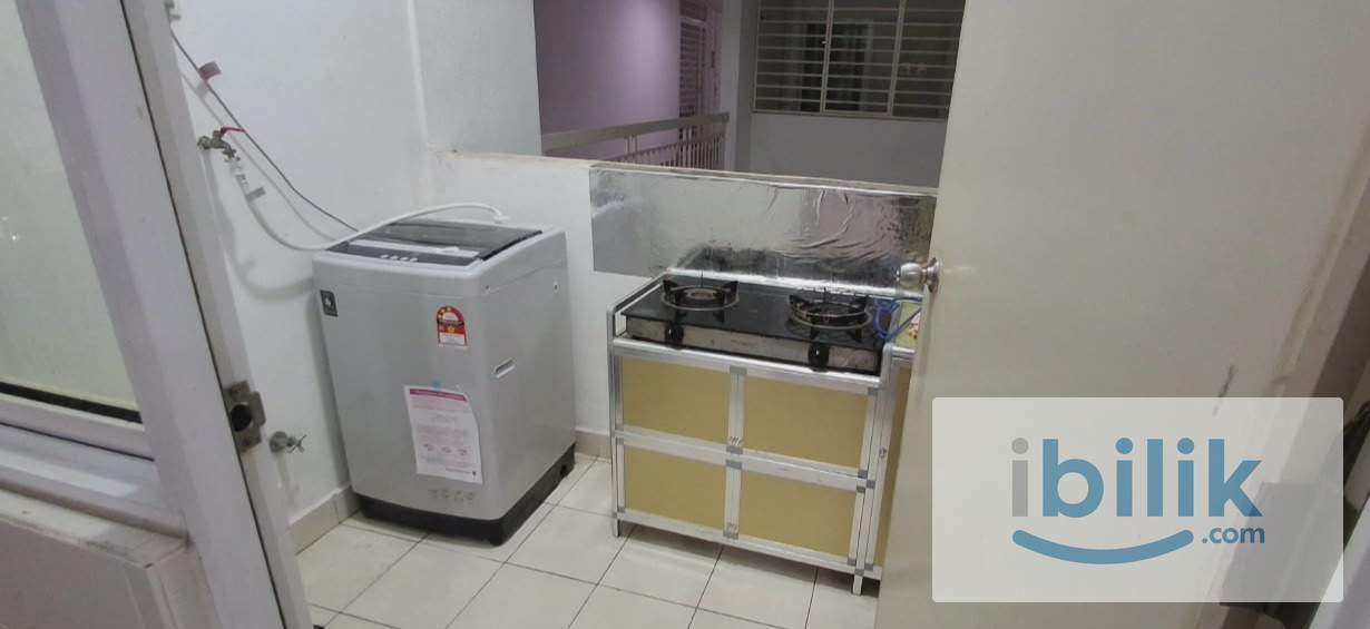 Saville D'Lake Medium Room for Rent - Image 3