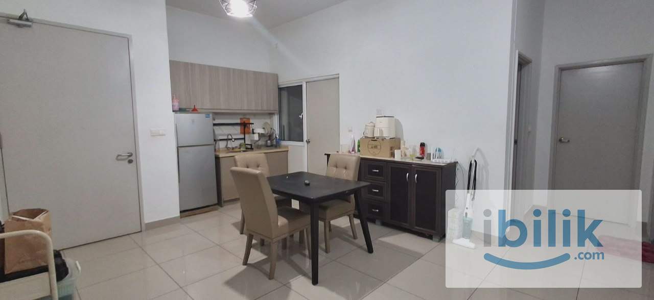 Saville D'Lake Medium Room for Rent - Image 4