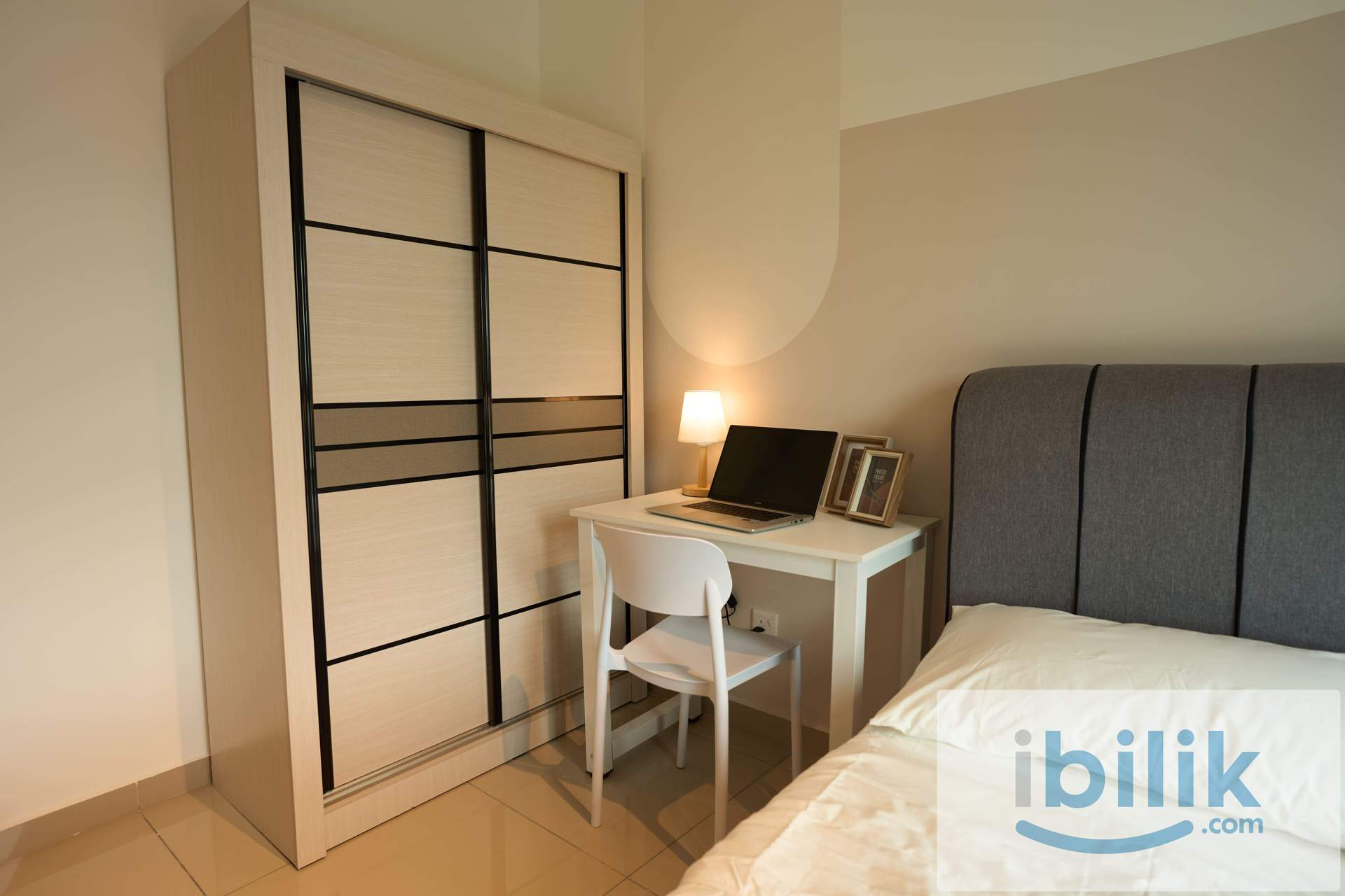 Fully Furnished Medium Room, Ready Move In Mixed & Chinese Unit    - Image 3