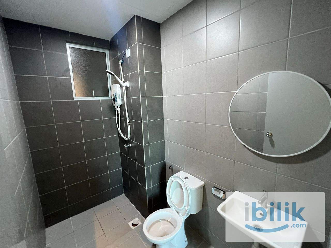 FEMALE Unit/ Fully Furnished Master Room / Ready to Move In - Image 4