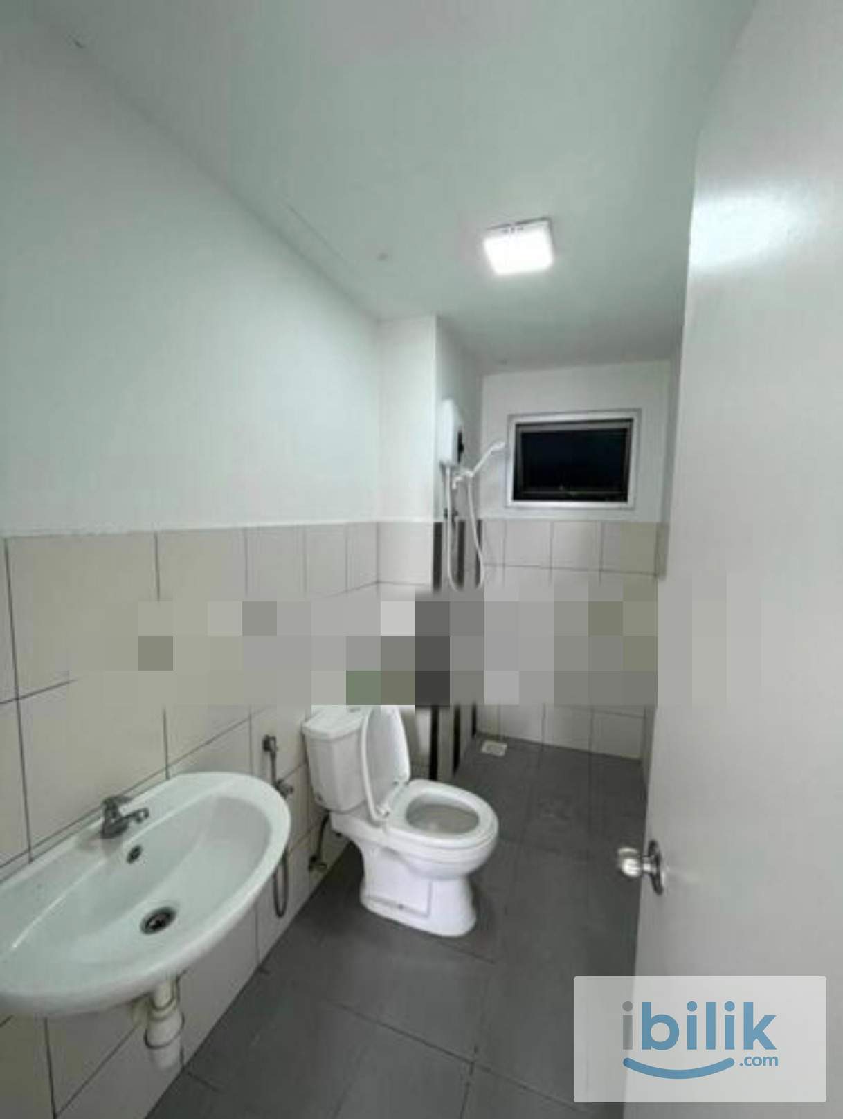 Male room walking distance to lrt station fully furnished near bukit jalil - Image 3