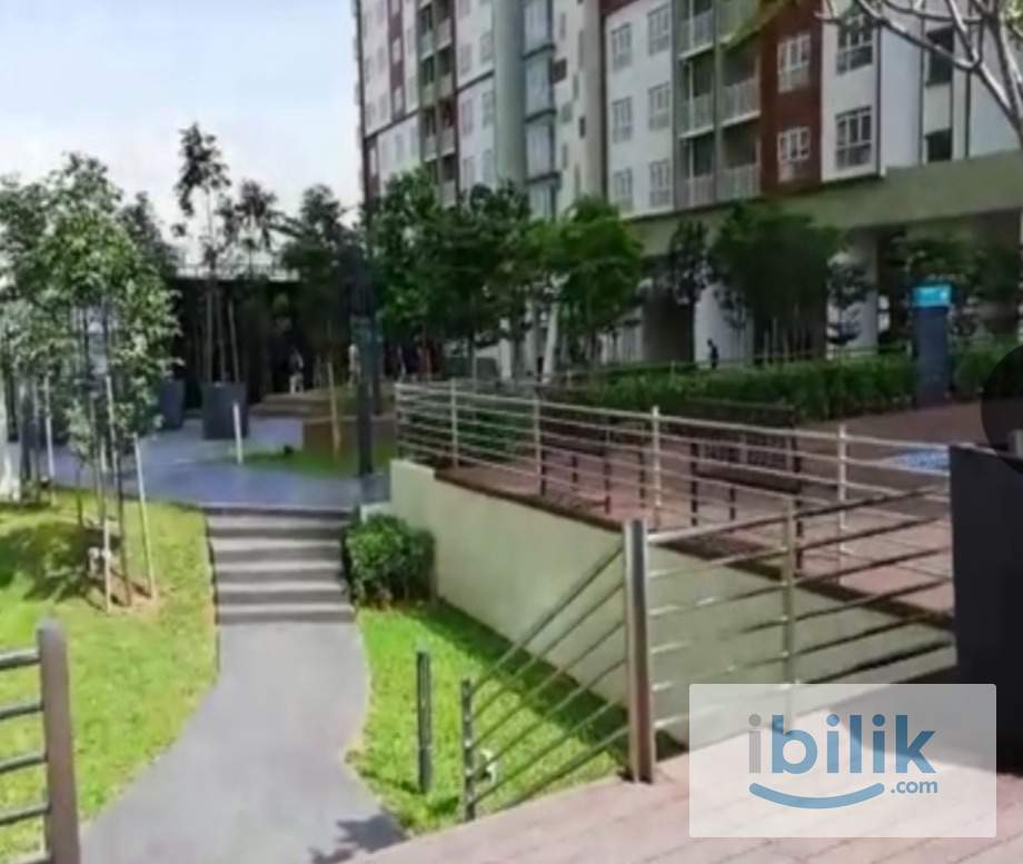 Male room walking distance to lrt station fully furnished near bukit jalil - Image 4
