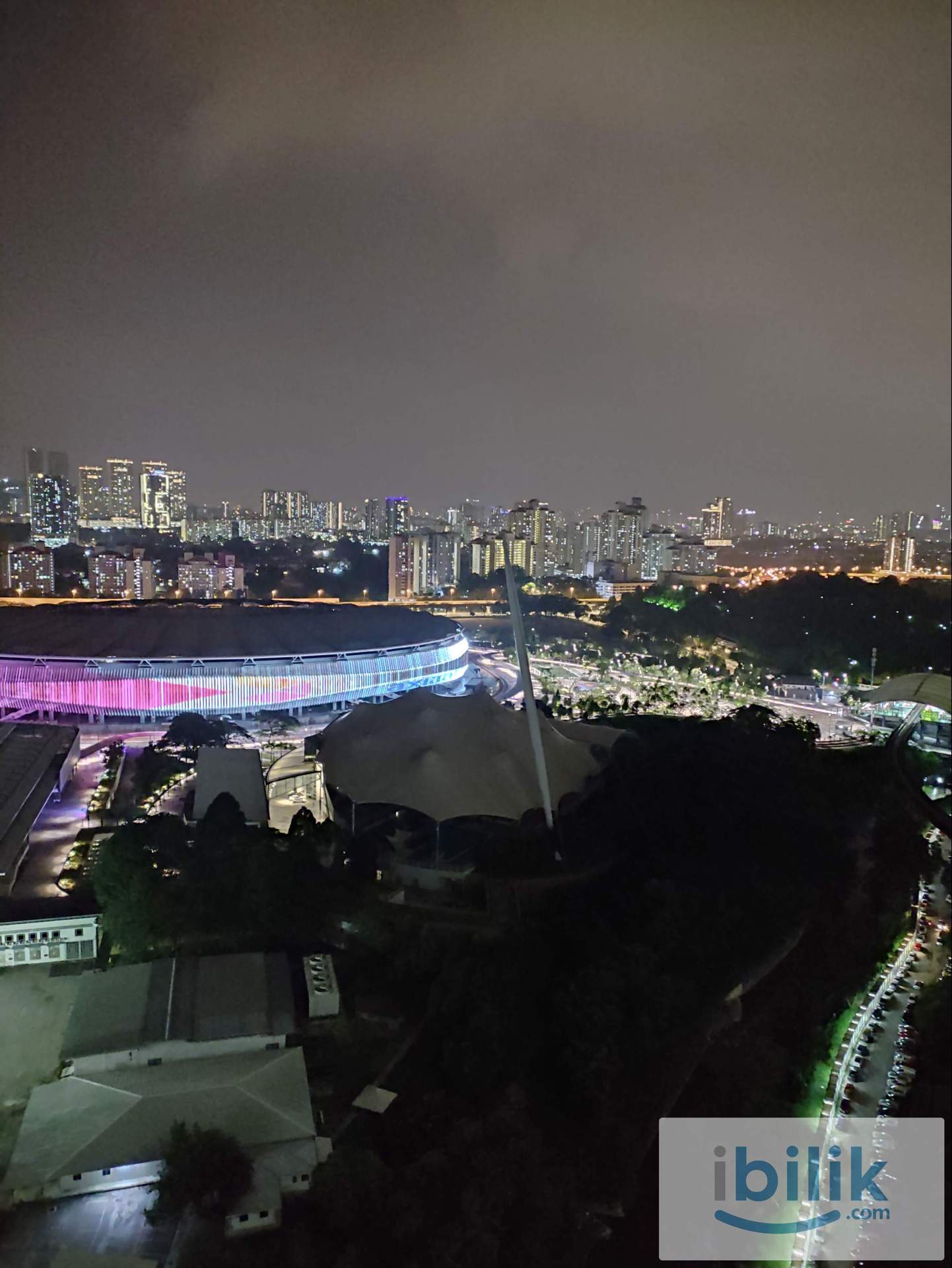 Walk to LRT! Junior medium room for rent near apu! - Image 3