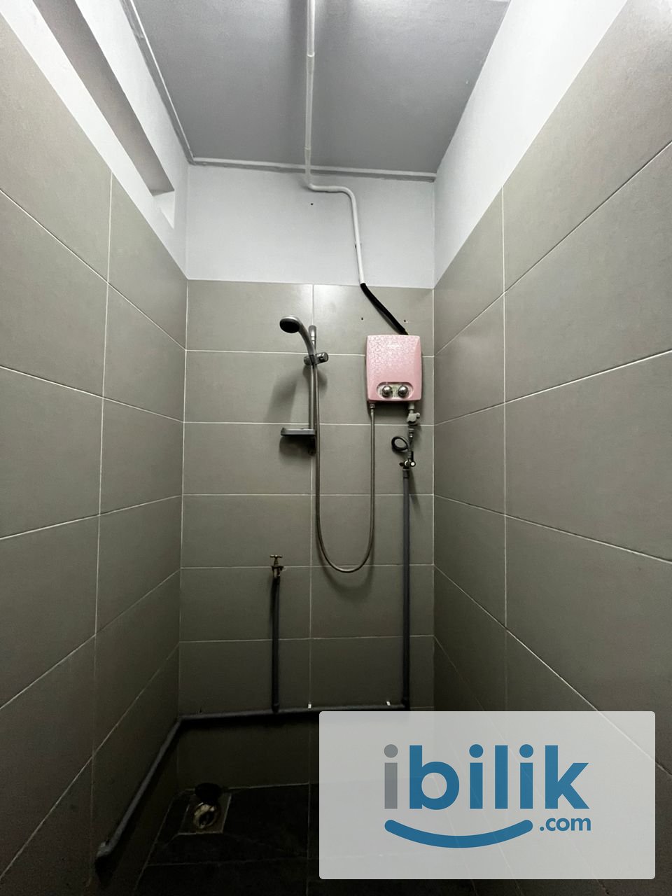 MALE UNIT📍3 mins drive to MRT taman Connaught 🚆 - Image 3