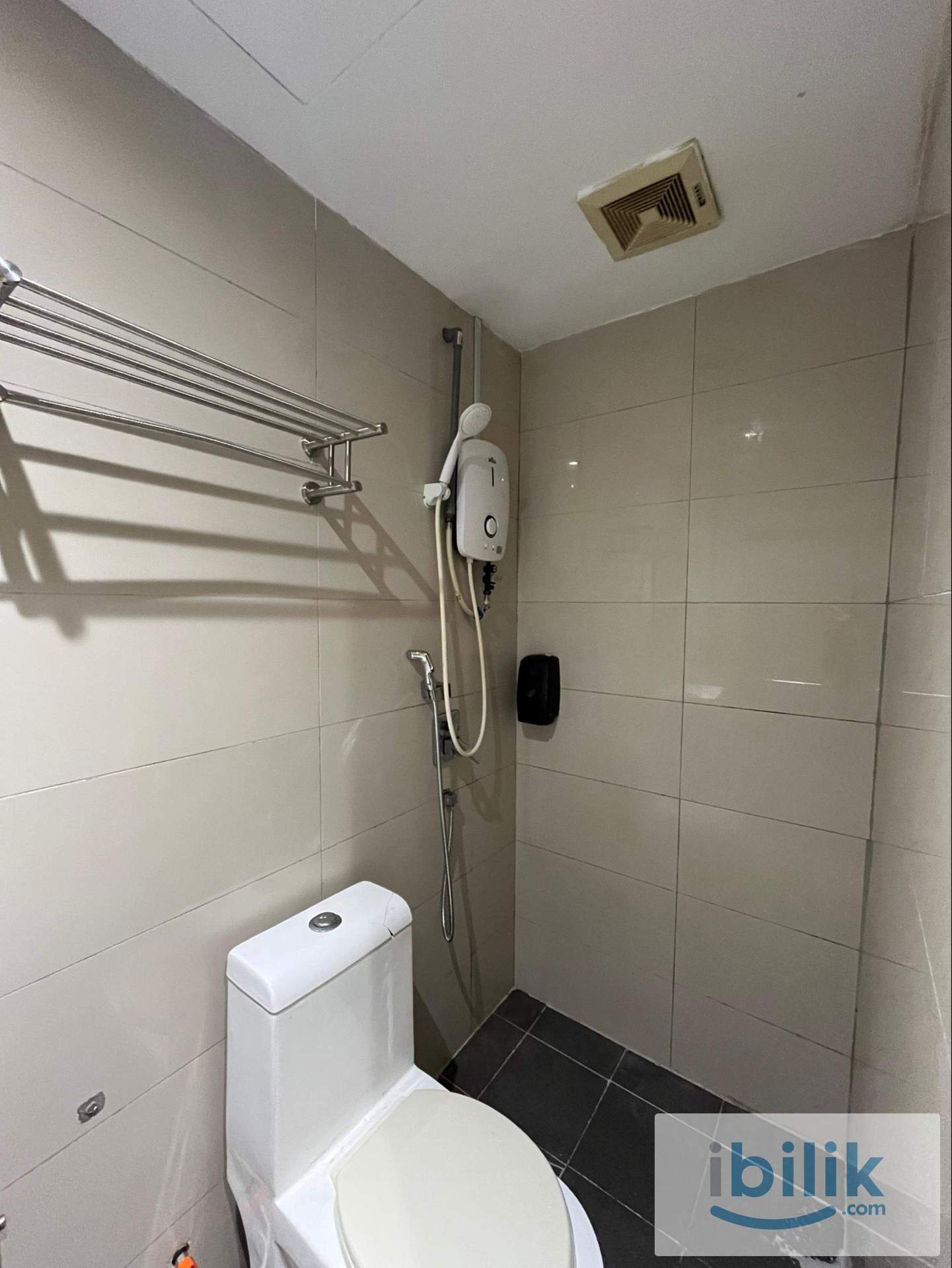 Single bedroom at Petaling street 🔥 | Chinese new year promotion 🔥 | 3 mins to Pasar seni 🚄 - Image 2