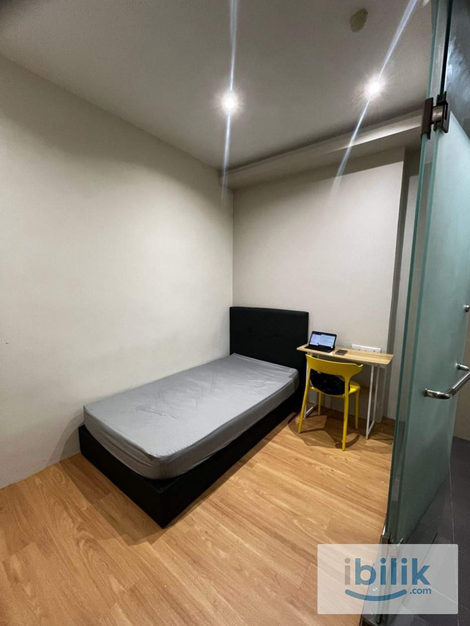 Ocean Co-Living 📍 single bedroom at Petaling street 🔥 | 3 mins walk to Pasar seni 🚄 - Image 1