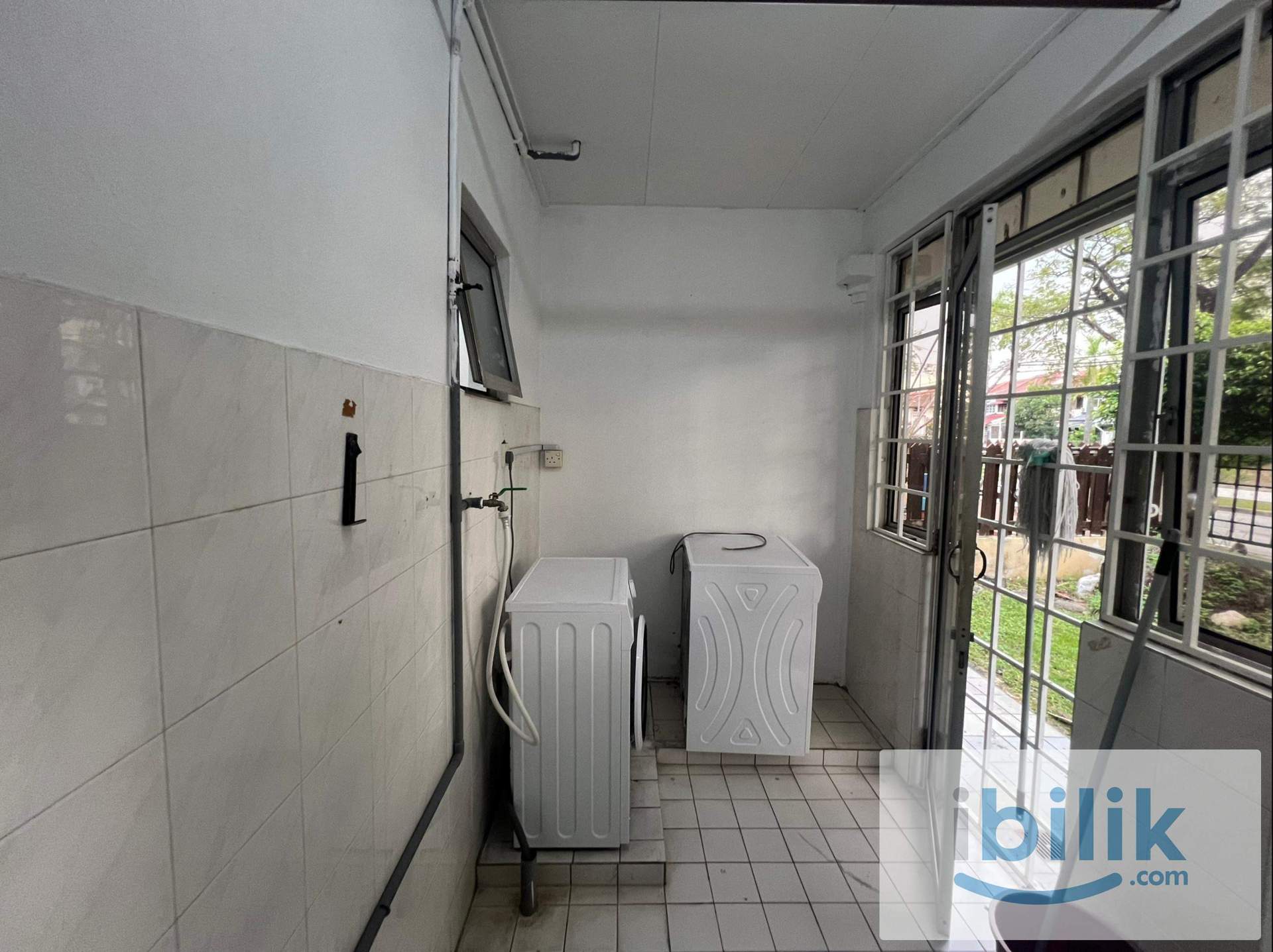 near to bus stop bandar utama 🚏 | single bedroom 💯 - Image 4