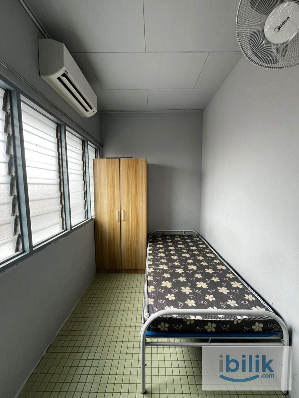5 mins walk to BUS STOP 💯 | 0 Deposit | male unit 📍 - Image 1