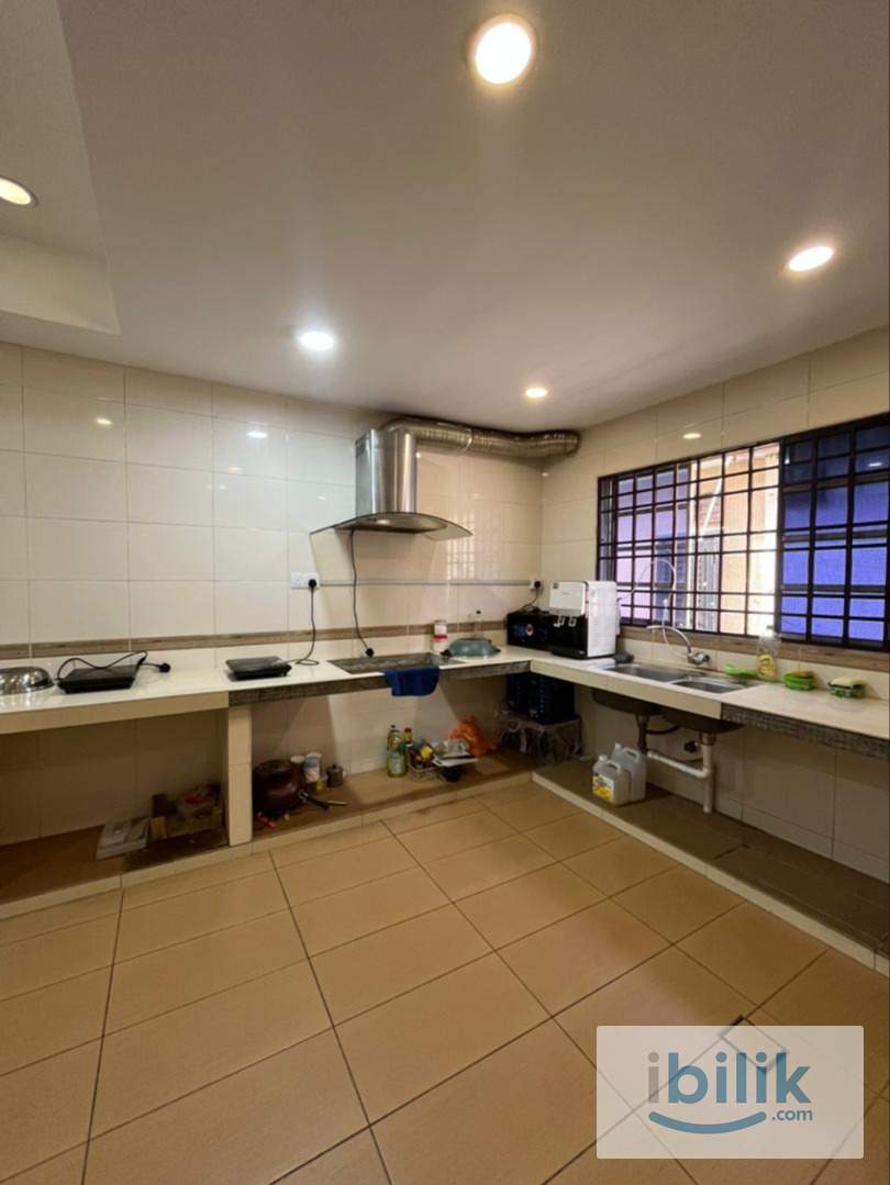 5 MINS DRIVE TO SETIA CITY MALL 💯 | SINGLE BEDROOM  - Image 3