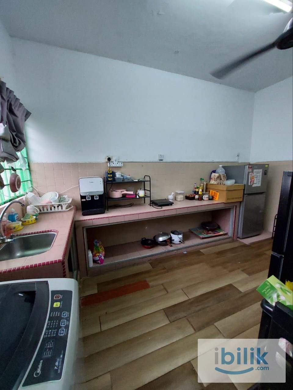 Single bedroom at SS 2 | Female unit 🔥 | near to Bus stop 🚏 - Image 4