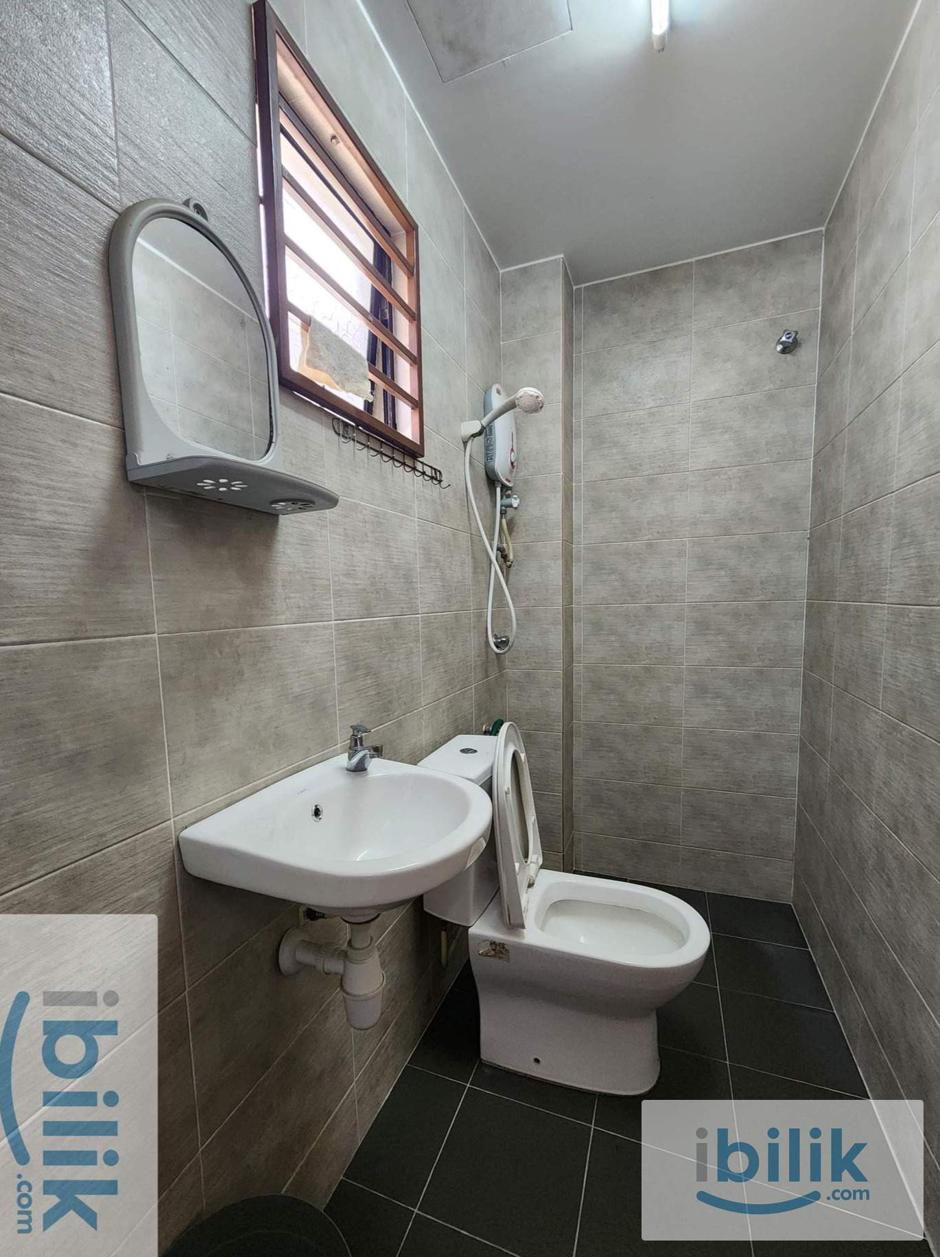 🔥 UTAR Room for Rent | Walking Distance 10min to Campus! 🔥 🔥 拉曼大学附近房间出租 | 步行10分钟到学校m  - Image 2