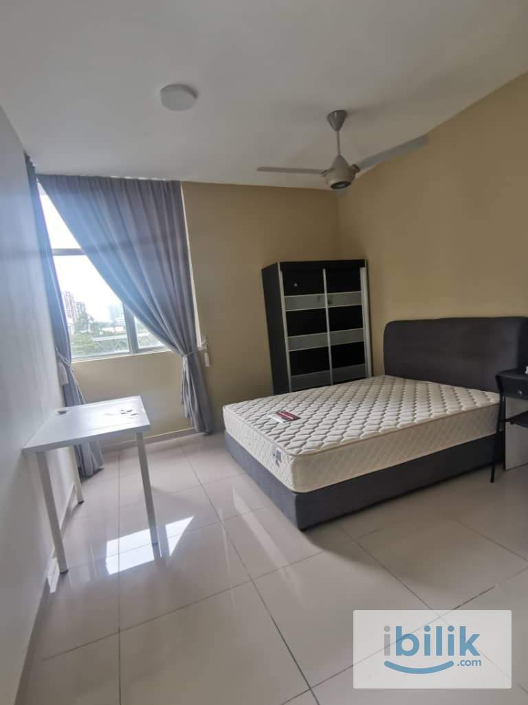 Master Room at Midfields, Sungai Besi - Image 1