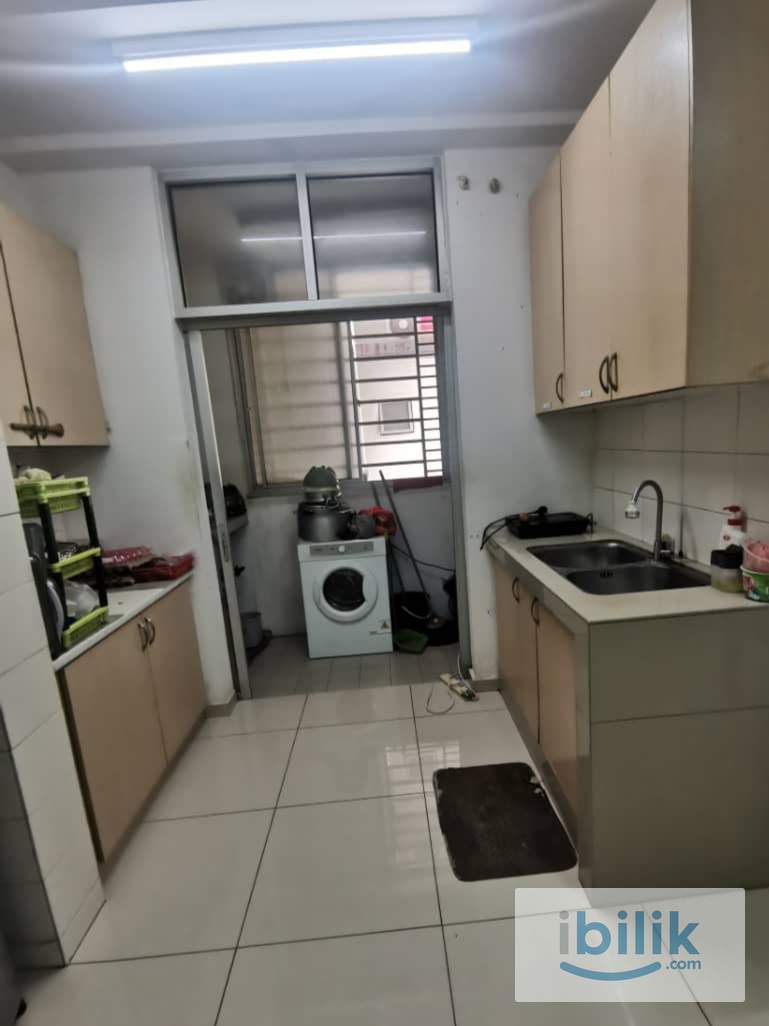 Master Room at Midfields, Sungai Besi - Image 7