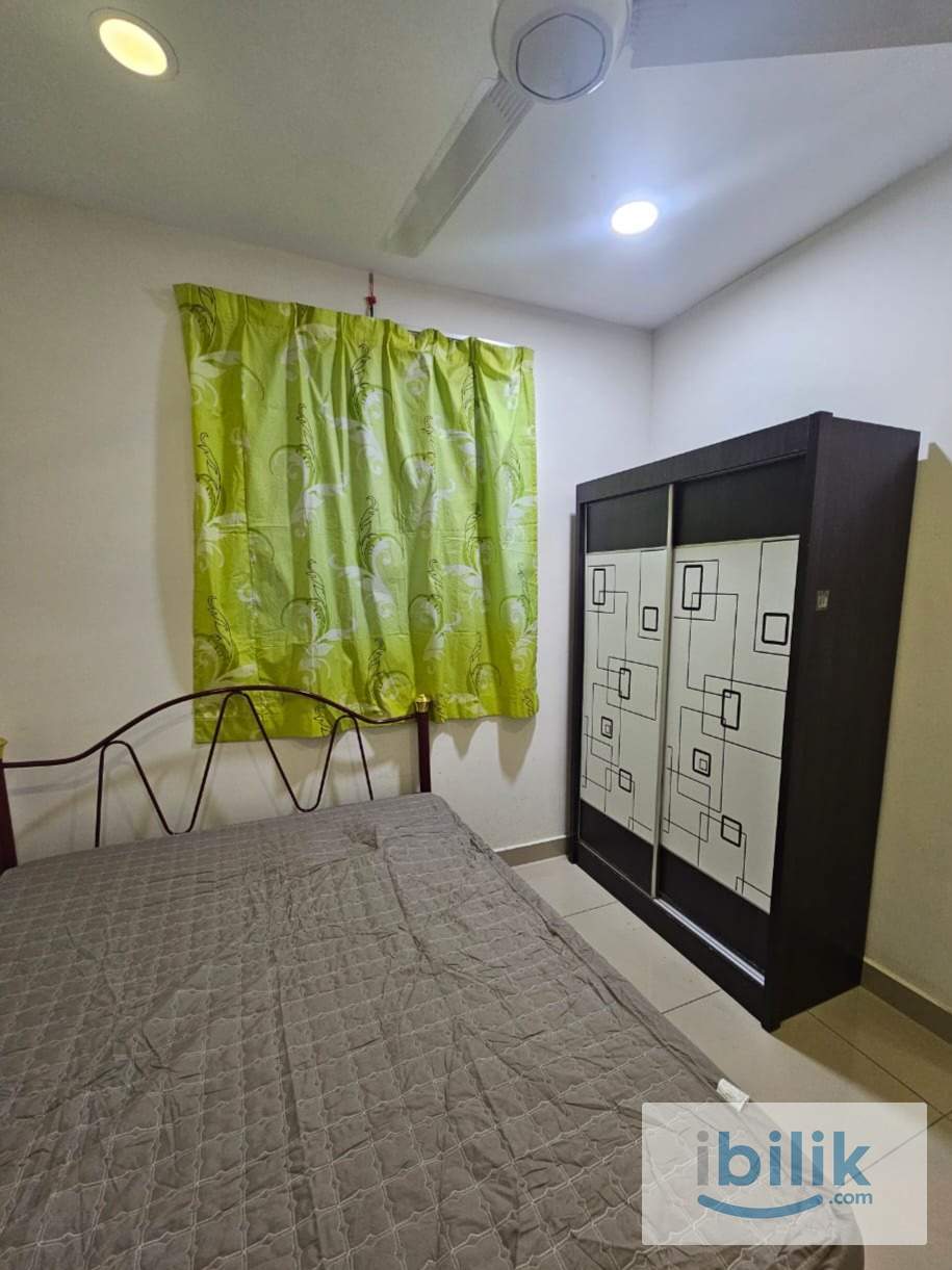 Middle Room at Suasana Lumayan, Bandar Sri Permaisuri - Image 9