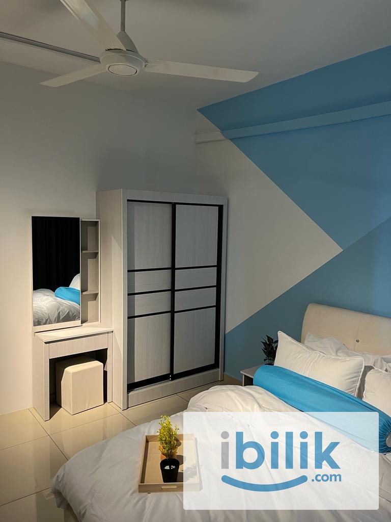 🔥 🔥5 mins walk to LRT Station! Beautiful rooms to rent!😍 - Image 1