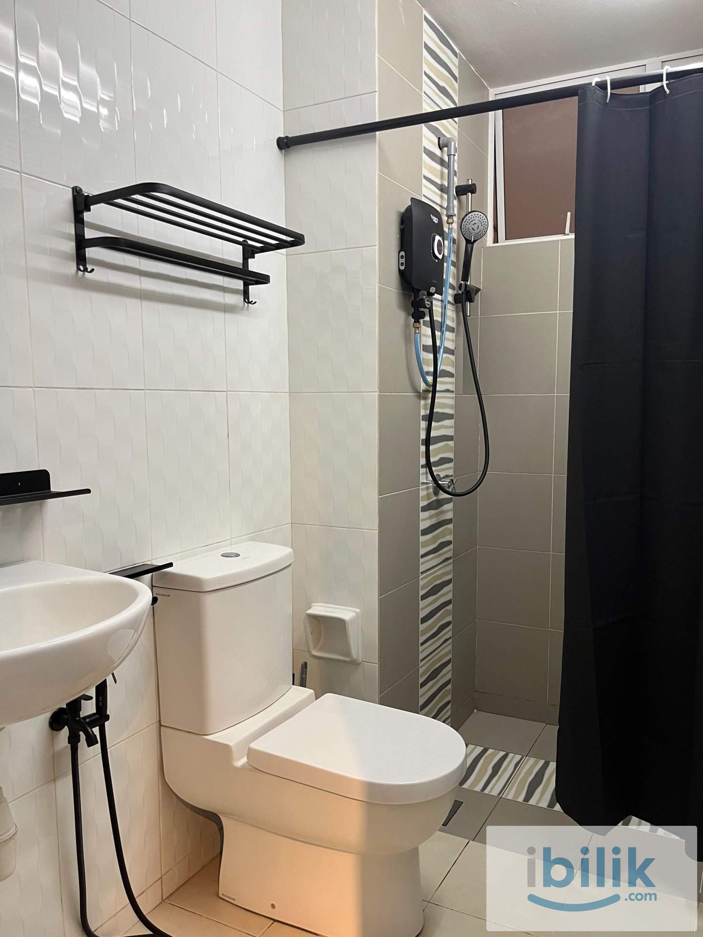 🔥 🔥5 mins walk to LRT Station! Beautiful rooms to rent!😍 - Image 6