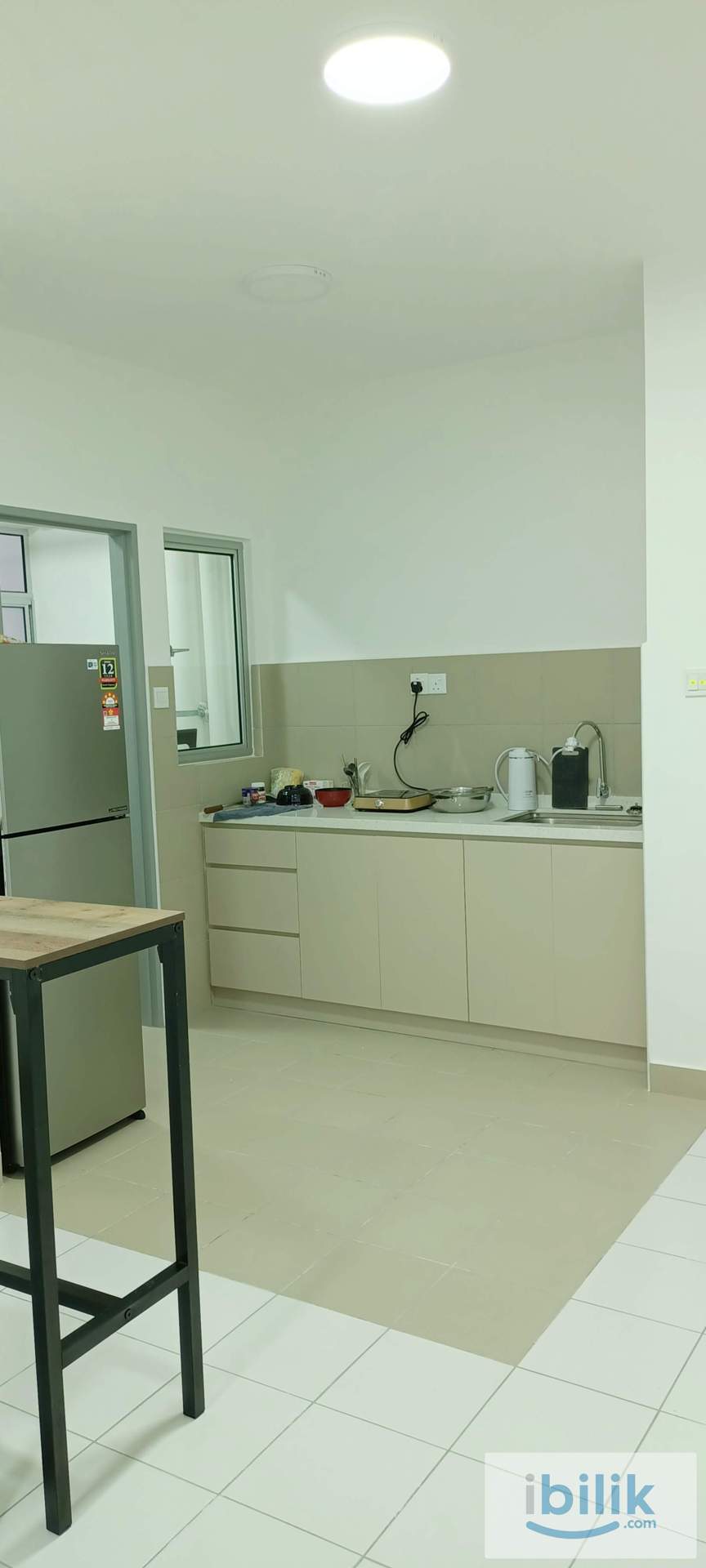 Fully-Furnished Female Only Mont Kiara Room for Rent - Image 5