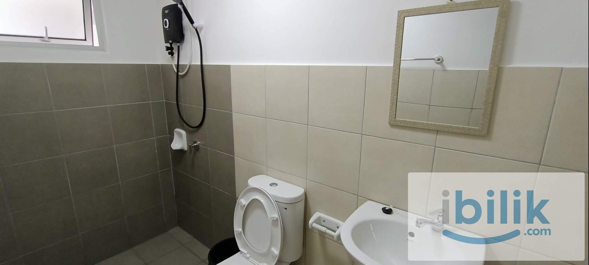 Fully-Furnished Female Only Mont Kiara Room for Rent - Image 6