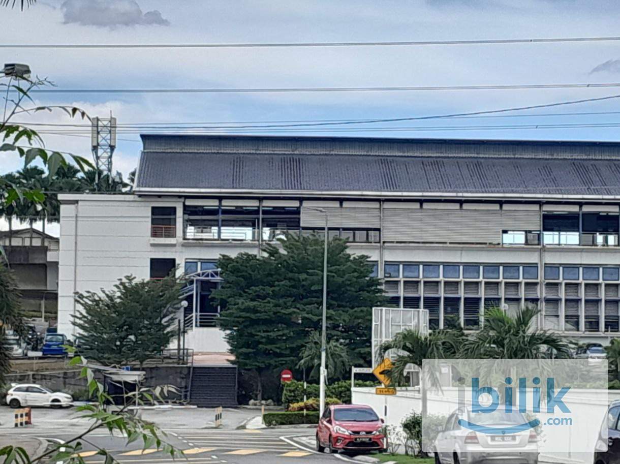[Taman Paramount] Landed House Single Room with Fans Rent - Image 1