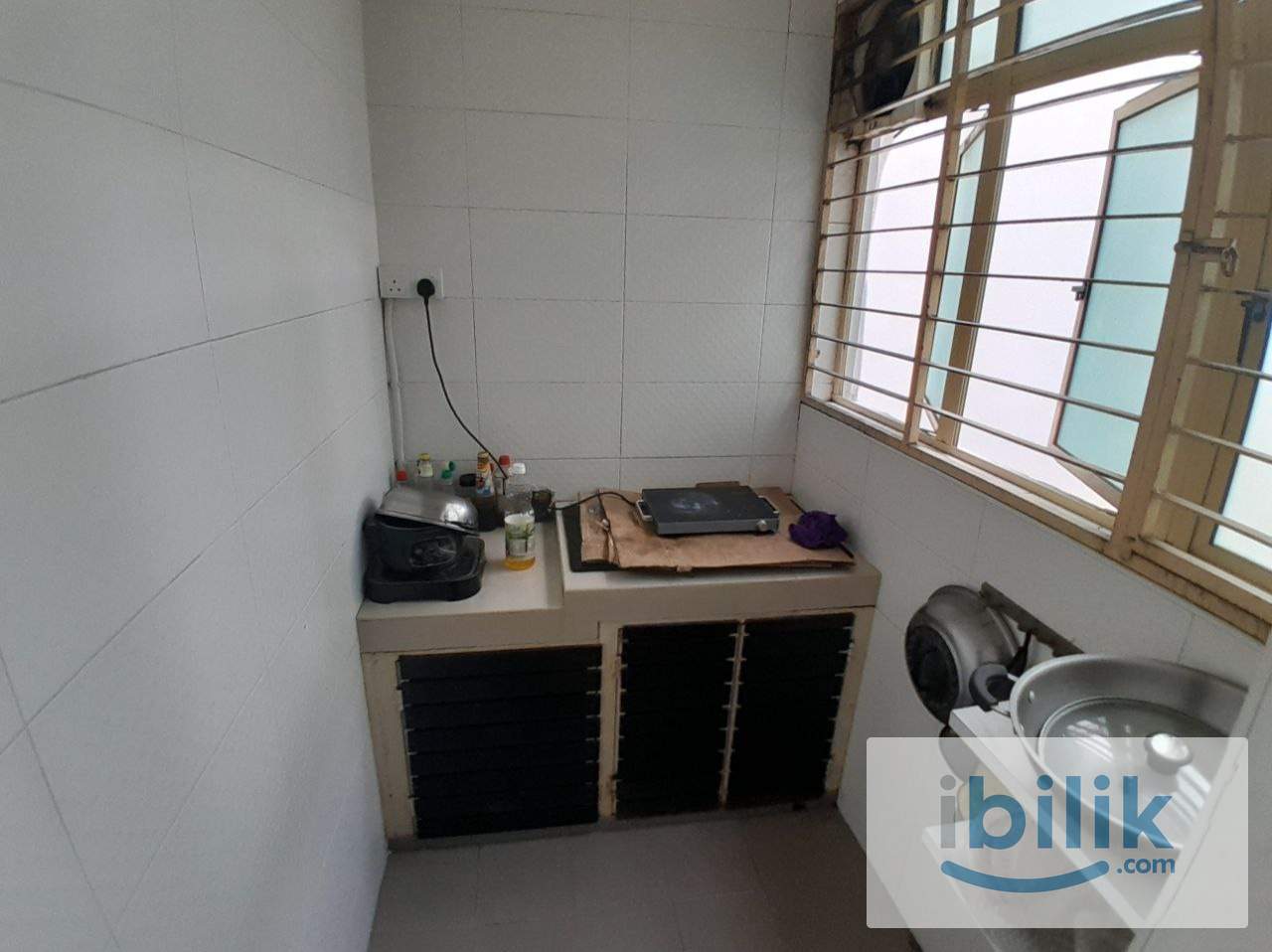 [East Lake] Master Room Rent Near APU, South City Plaza, MRT direct UPM - Image 4