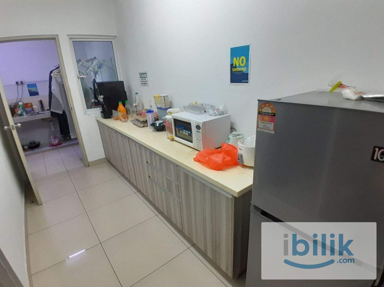 [Pacific Place] Near LRT, Free Utility Mixed Gender Unit Single Room with Aircond - Image 2