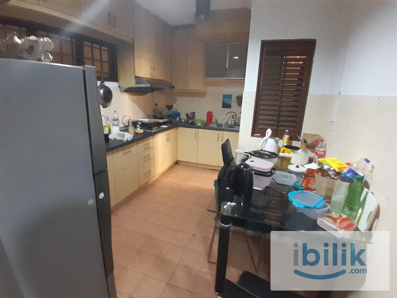 [Palm Spring] Female Unit Medium Room Rent Near Sunway Medical Centre, IOI Damansara, MRT - Image 1
