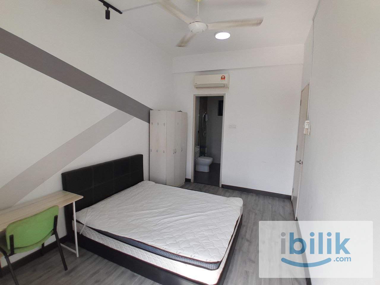 [D'sands] Master Room Private Bathroom Rent Near KTM & Bus Stop direct KL Sentral, Mid Valley - Image 1
