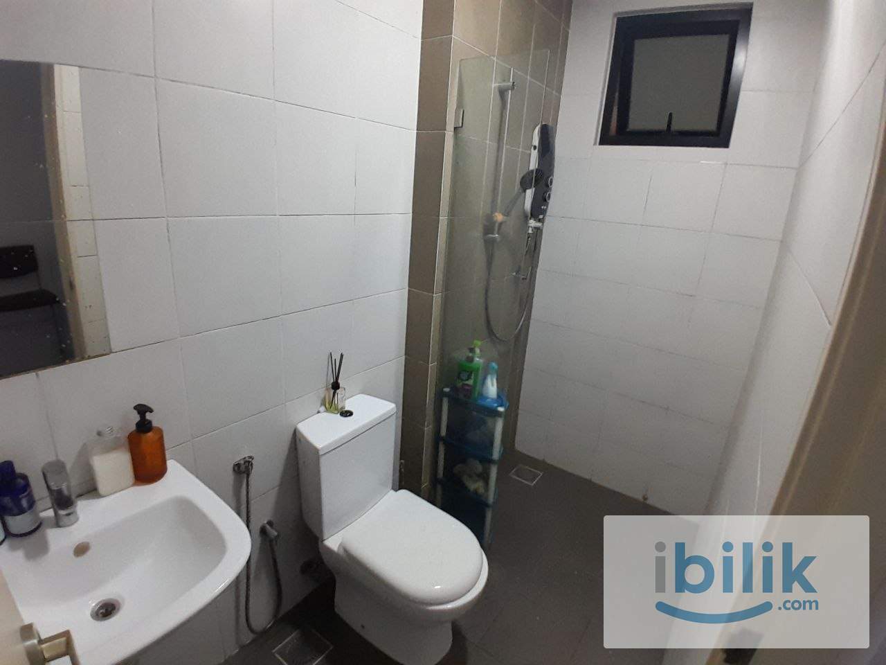 [D'sands] Master Room Private Bathroom Rent Near KTM & Bus Stop direct KL Sentral, Mid Valley - Image 5