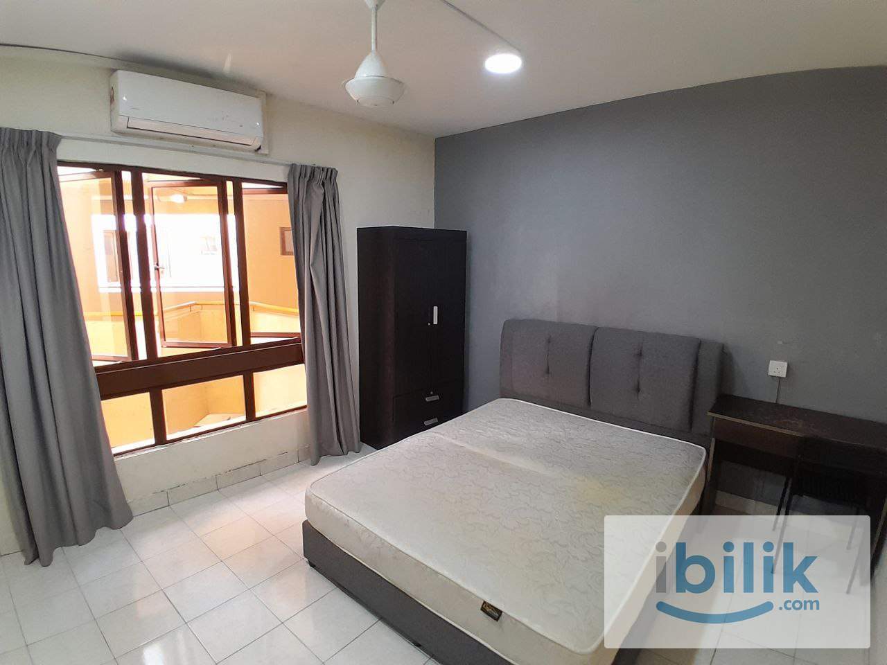 [Palm Spring] Female Unit Medium Room Rent Near Sunway Medical Centre, IOI Damansara, MRT - Image 1
