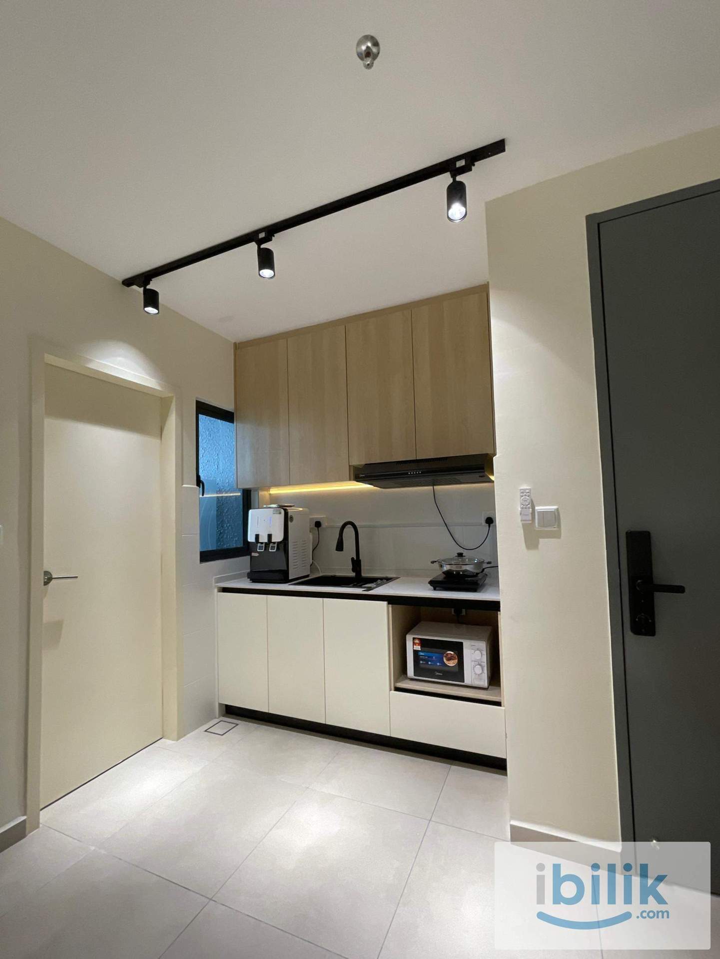 Medium Room for Rent – Meta Residence Seri Kembangan (Malay Female) - Image 8