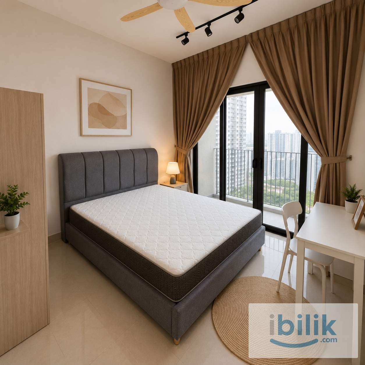 Quinn Residence FEMALE Balcony Room FOR Rent - Image 1