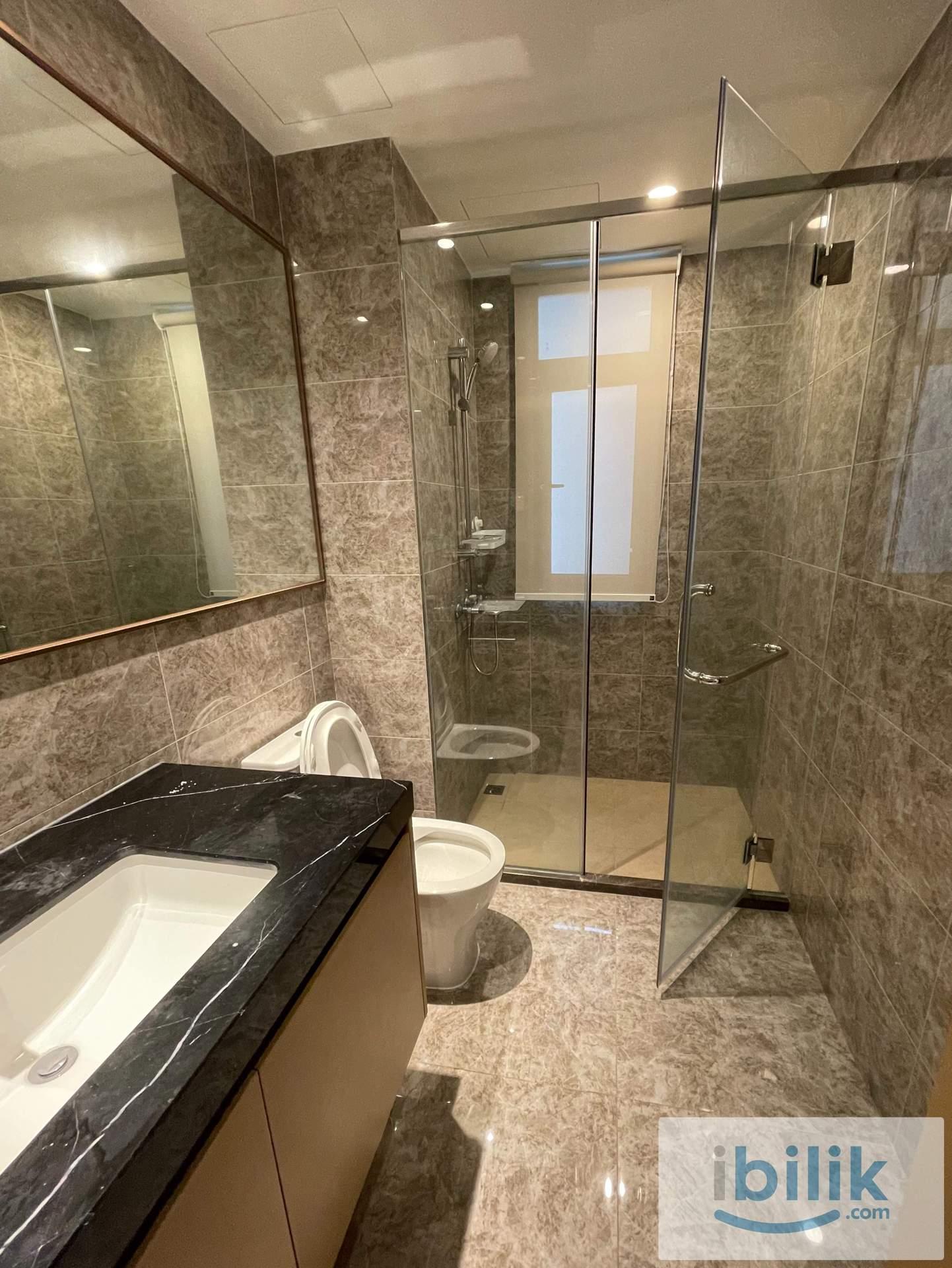 New R&F room (sheltered and short walk to CIQ ) - NO AGENT FEE - Image 9