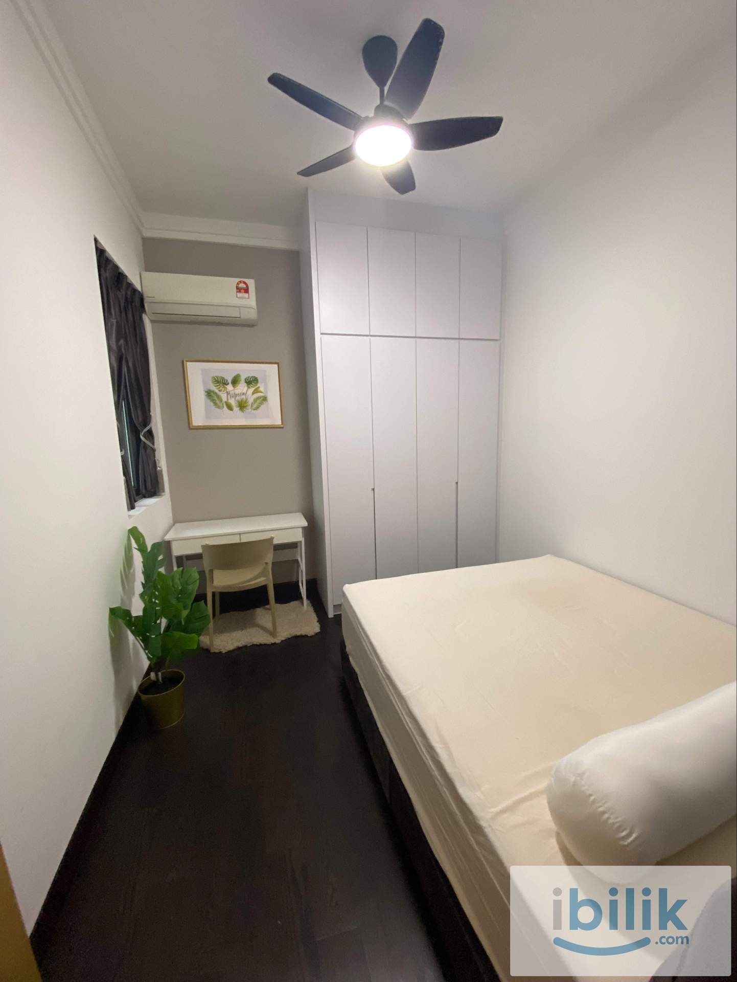 R&F new and Spacious room (big wardrobe) for rent - Image 2