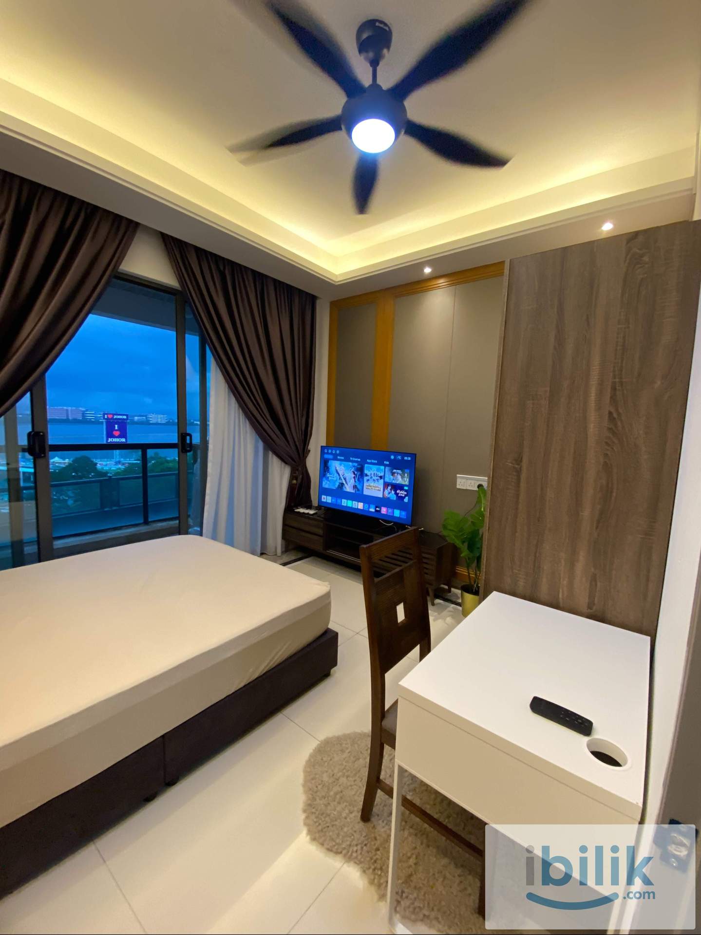 R&F mall Balcony room (with Smart TV) for rent - Image 3