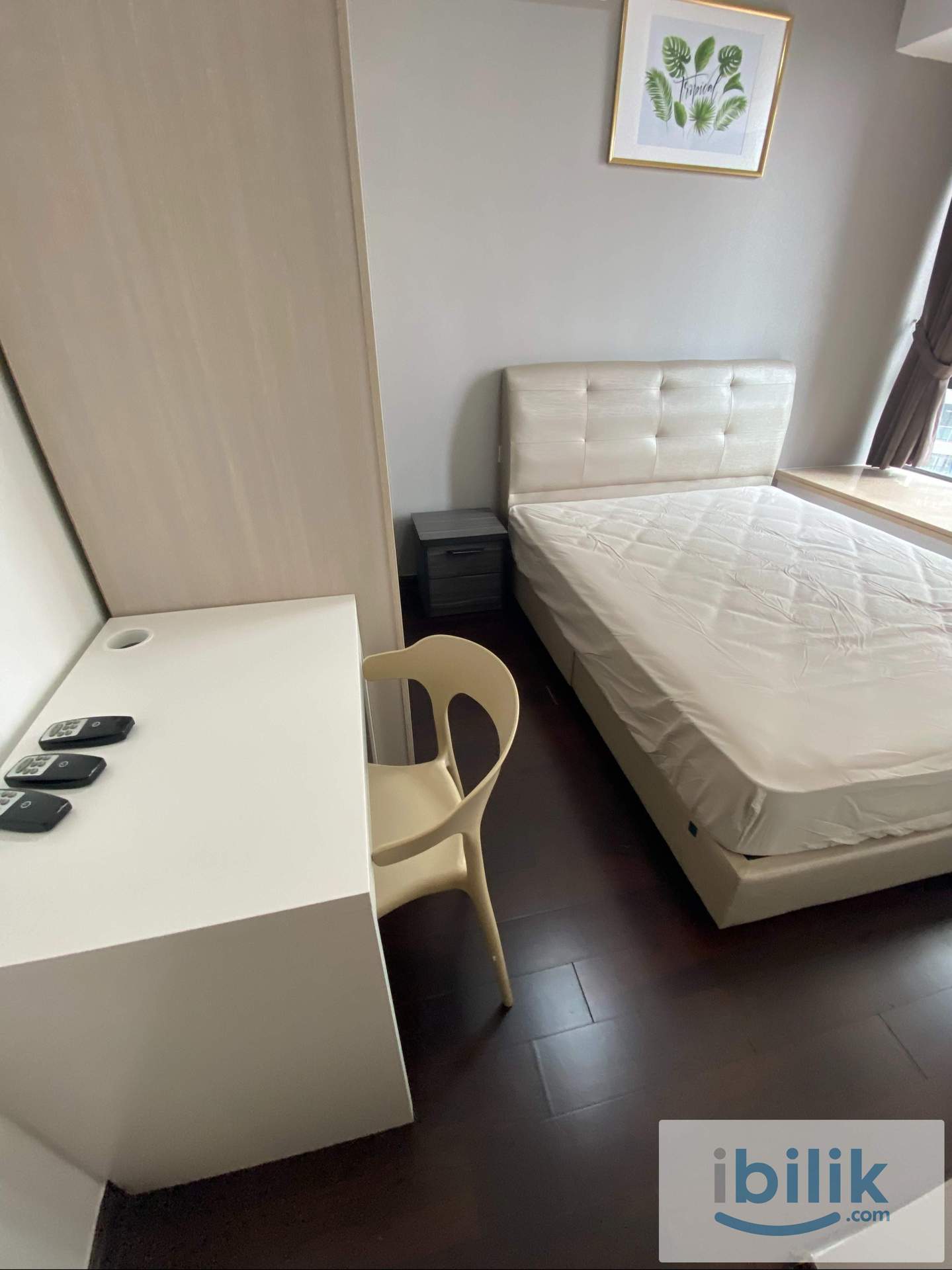 R&F Mall Room (Queen bed) for rent  - Image 2