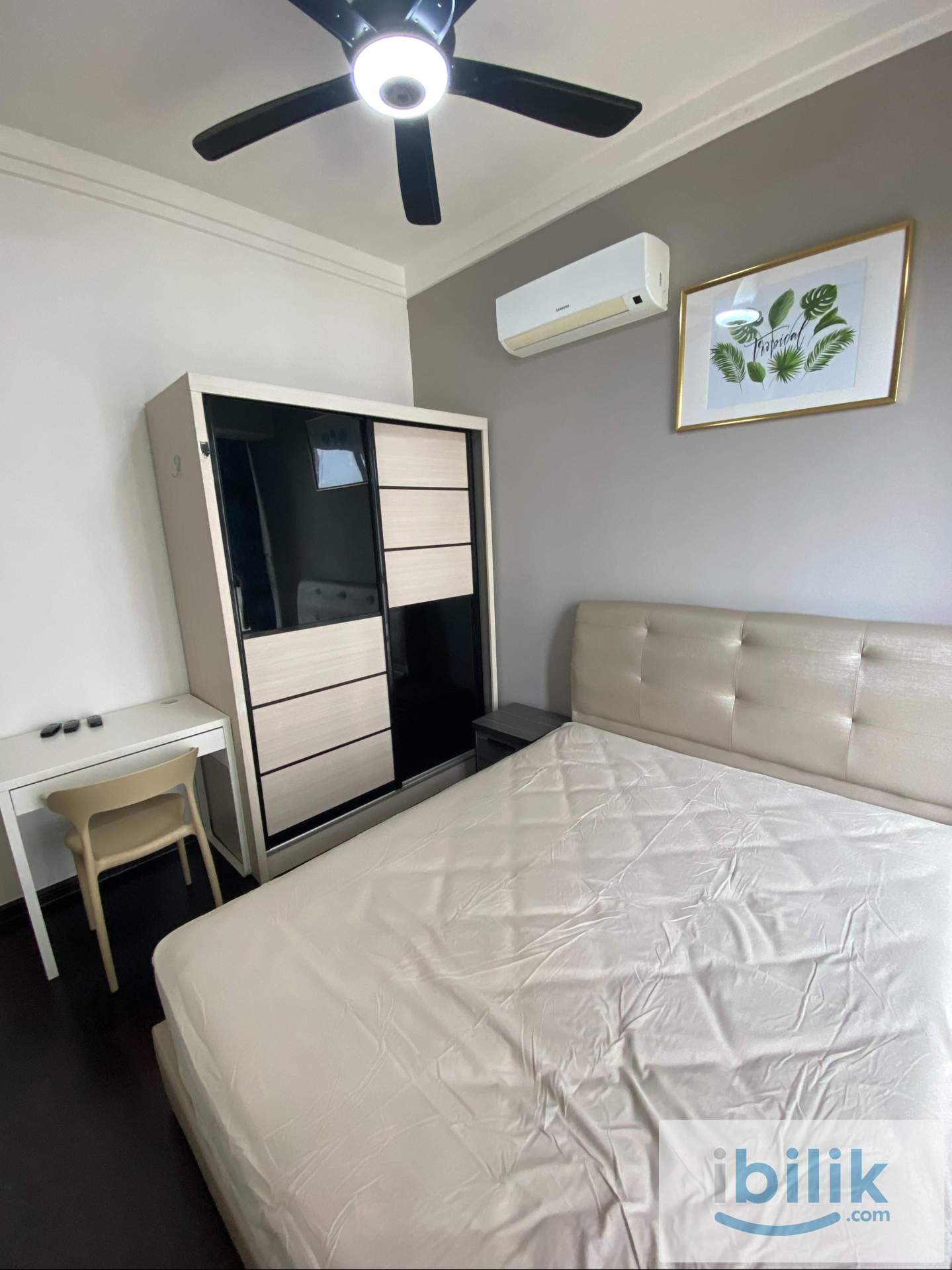 R&F Mall Room (Queen bed) for rent  - Image 4
