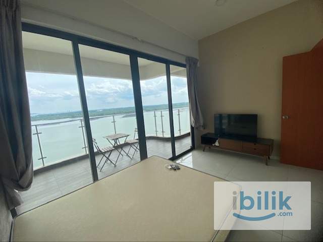 BIG BALCONY BEDROOM WITH FULL SEA VIEW – Country Garden Danga Bay - Image 8