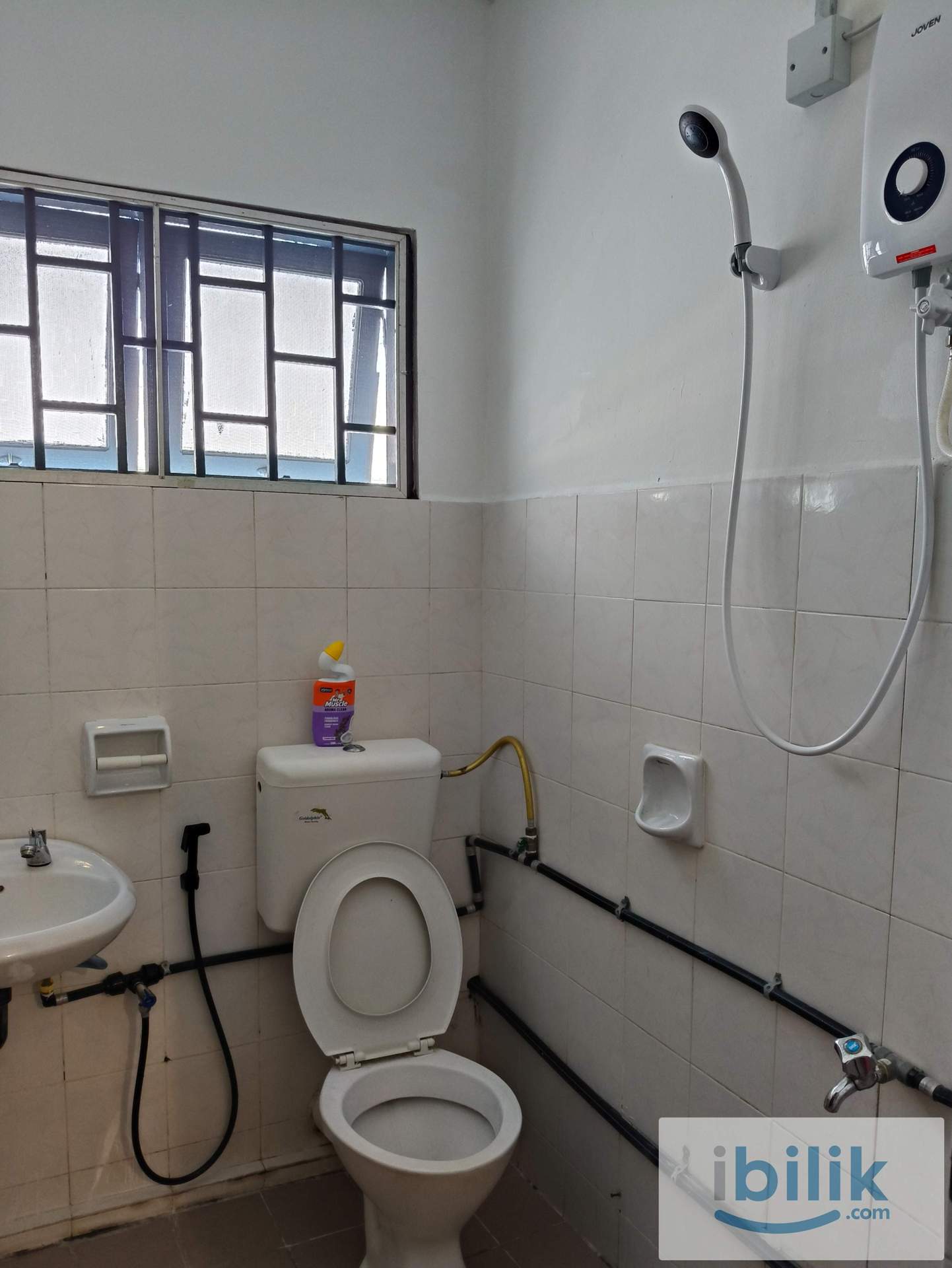 🔥Female House PREMIUM Middle ROOM with BALCONY!🏡MIRI Piasau near KPJ Pujut 7 - Image 6