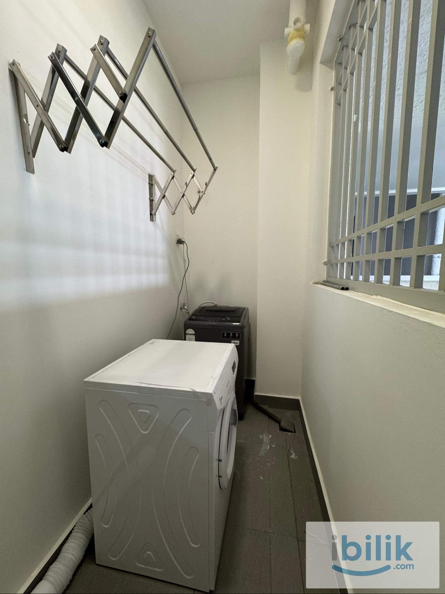 Middle room at Verando Residence (Free rental promotion) - Image 5