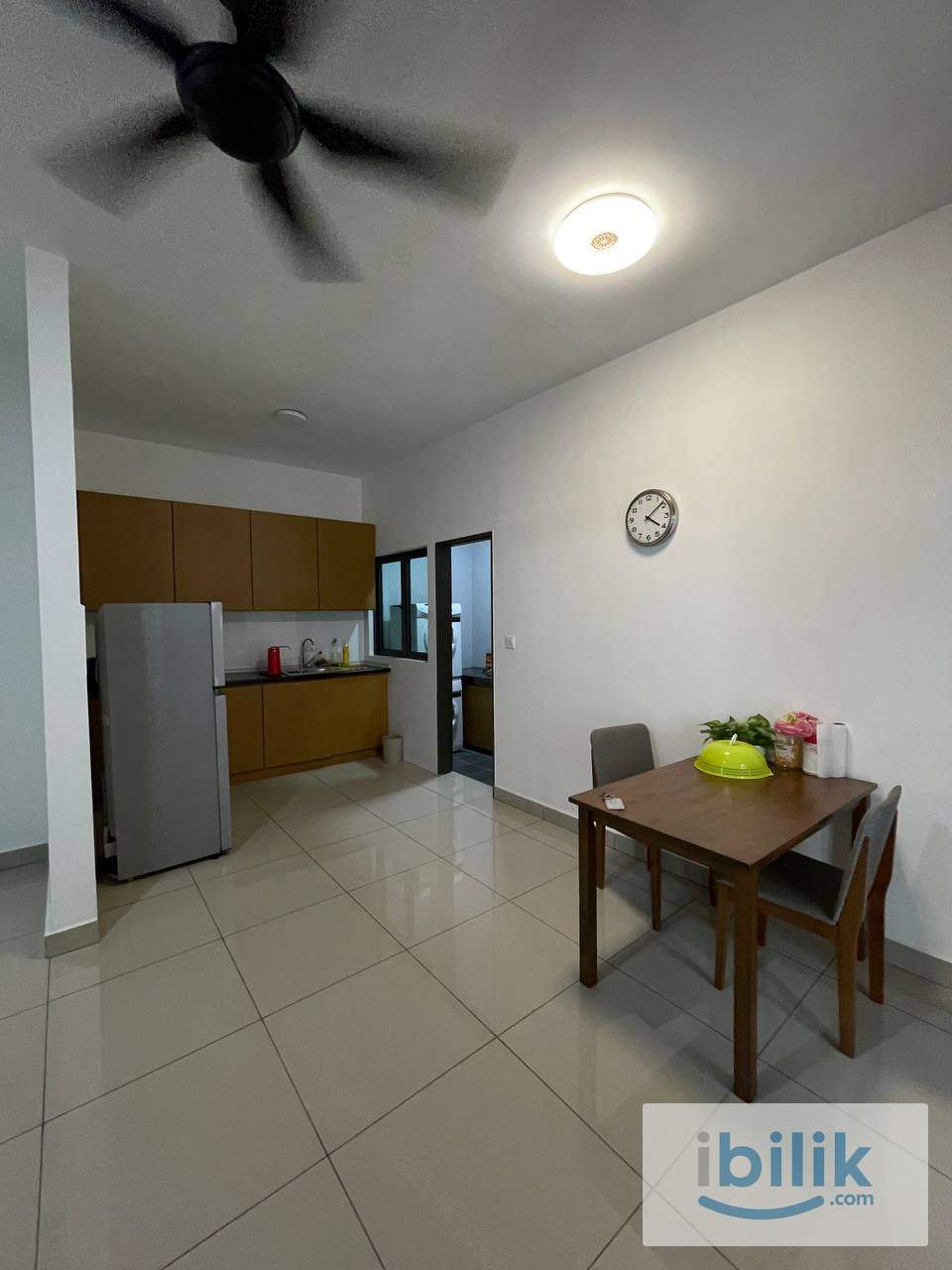 Middle Large Room at The Henge (Free rental promotion) - Image 8