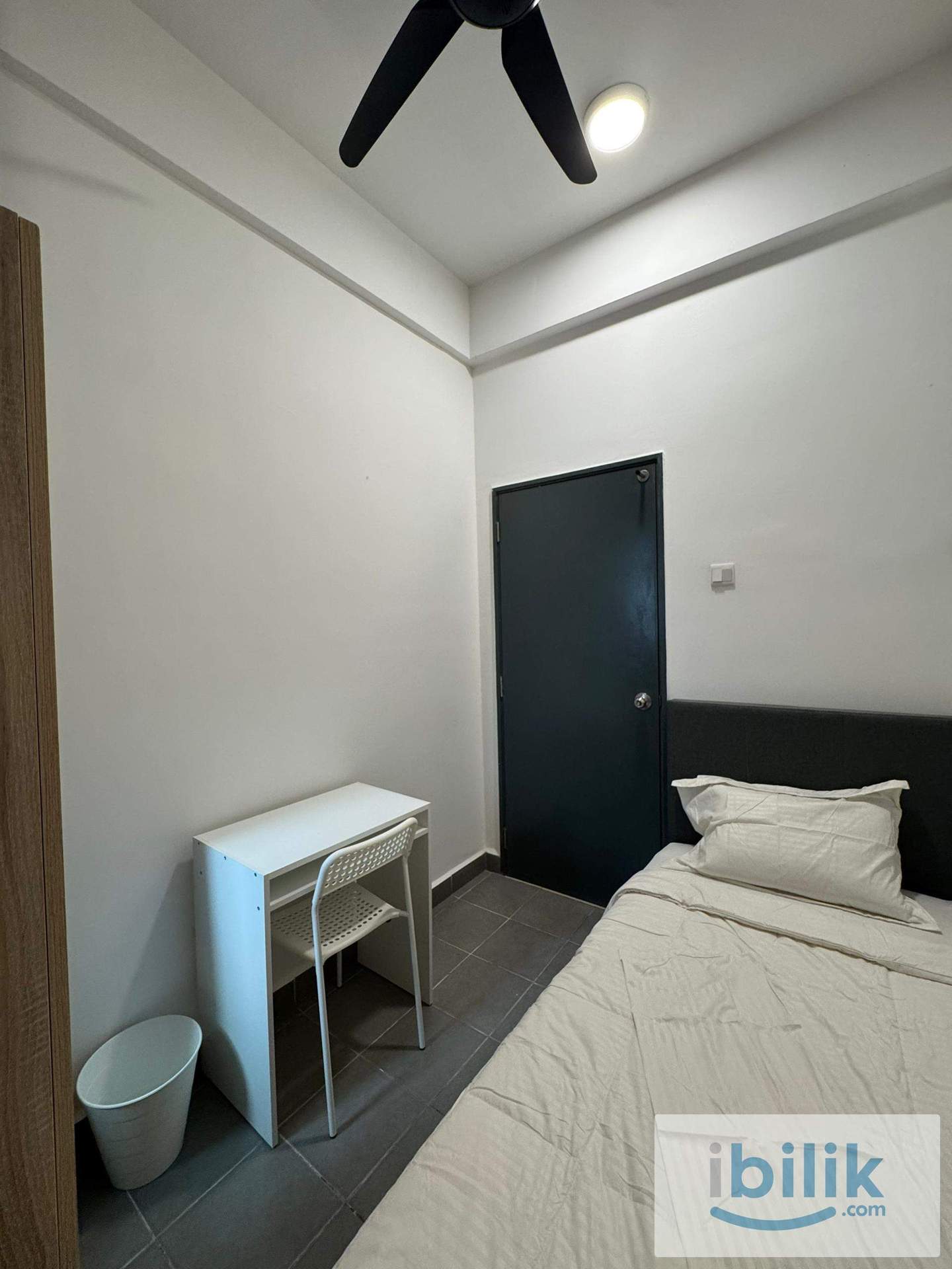 Single room at Aera Residence (Free rental promotion) - Image 1