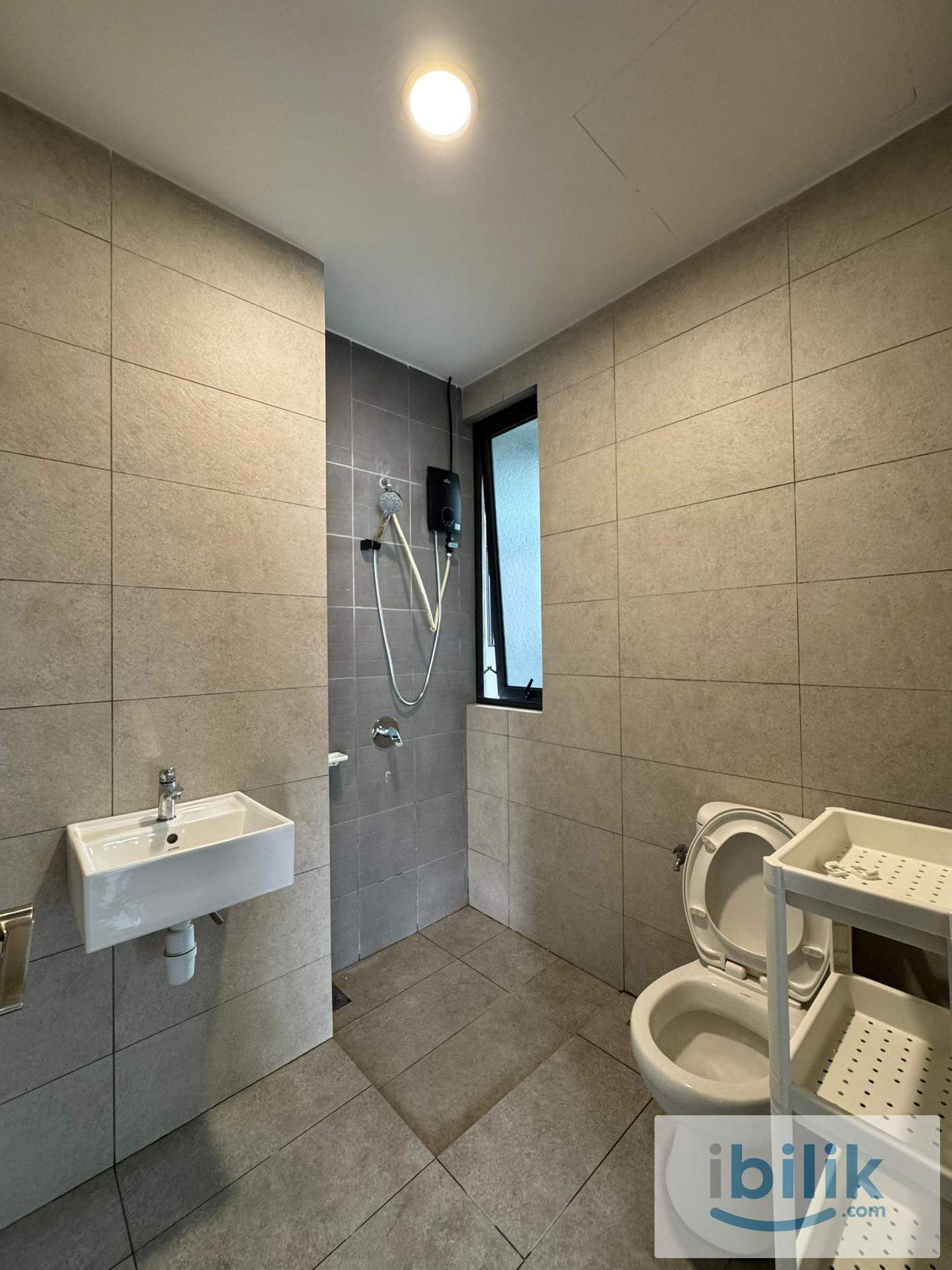 Single room at Aera Residence (Free rental promotion) - Image 4
