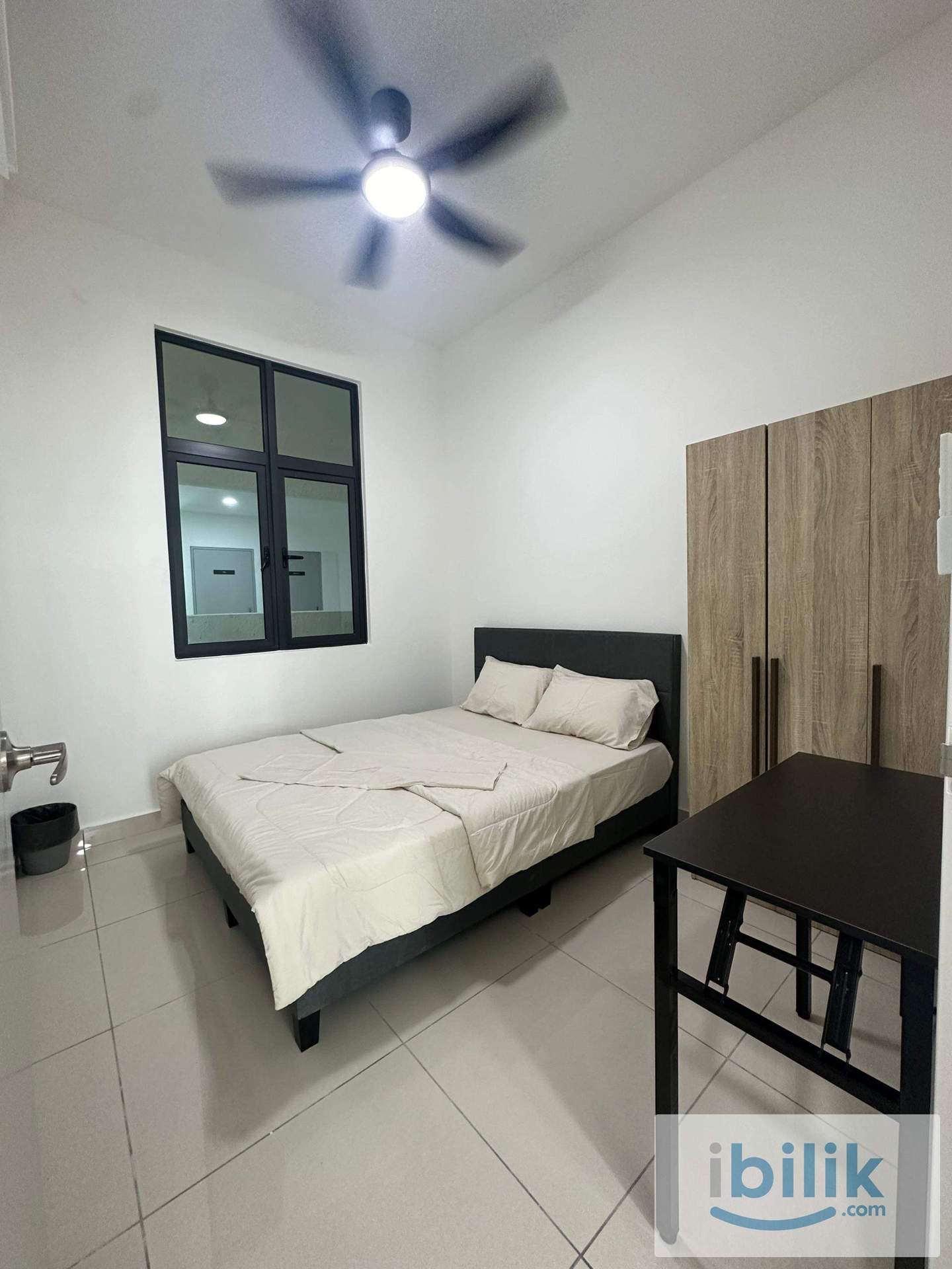 Middle room at Verando Residence (Free rental promotion) - Image 1