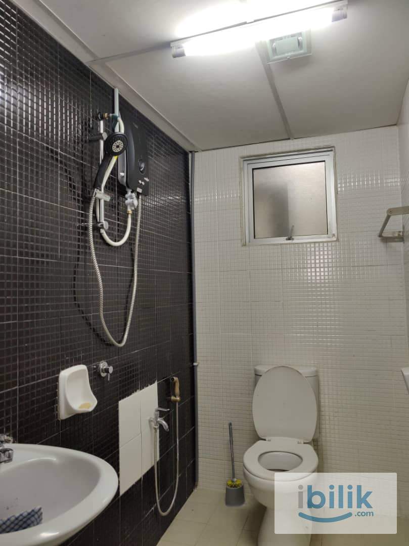 Axis Residence Private MALE room, 2 min walk Pandan Indah LRT, KLCC, KL Sentral - Image 5