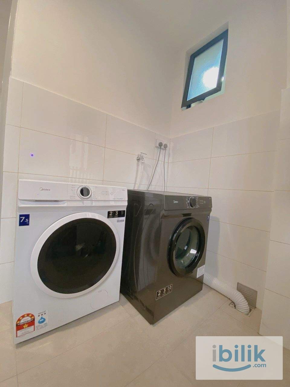 YouCity3 Mix Unit Small Room available - Image 4