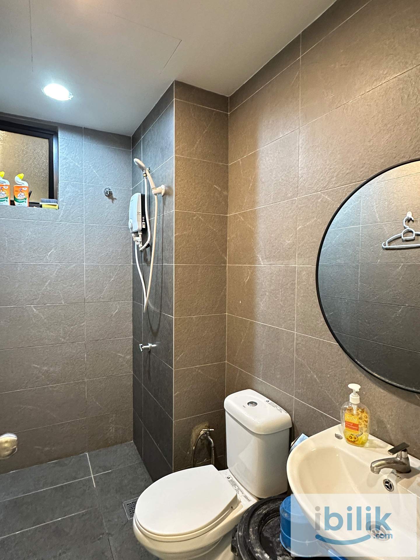 Majestic Maxim Cheras KL Male Medium Room😍Near MRT - Image 7