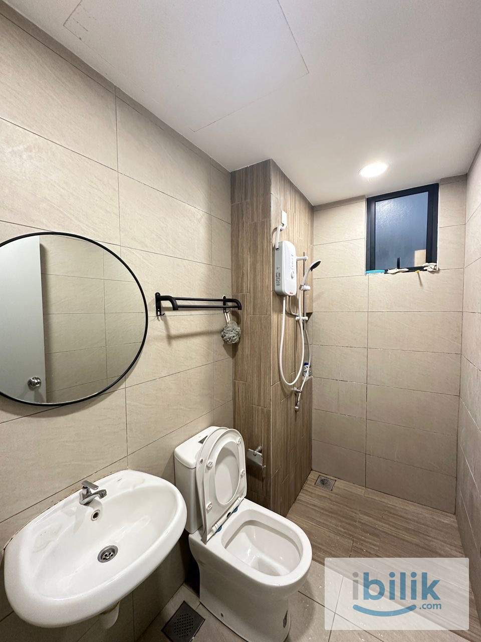 YouCity3 Male Unit Mid Small Room 😍Link bridge MRT🚝 - Image 5