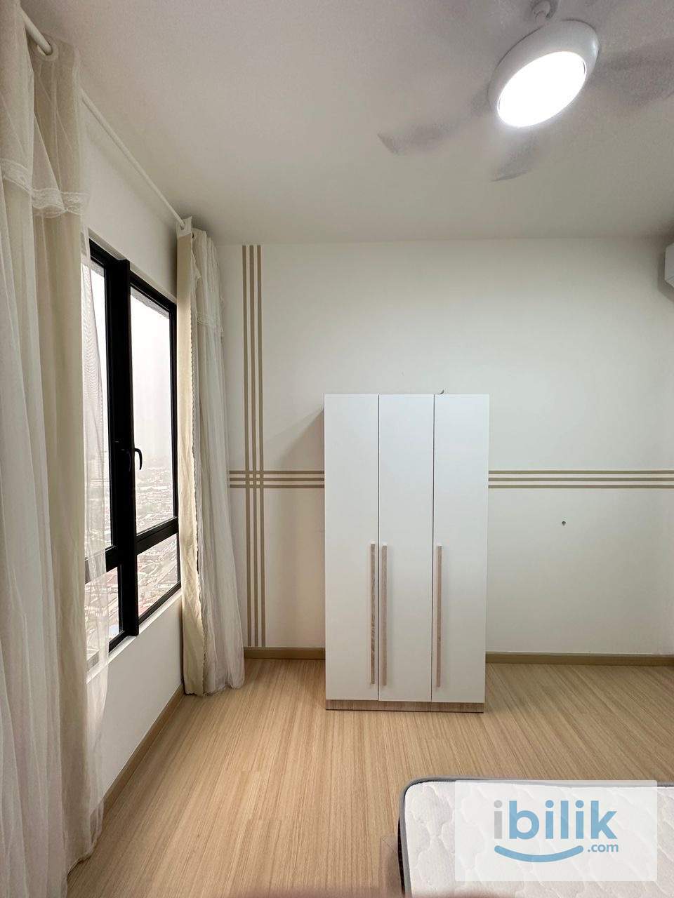 YouCity3 Male Unit Medium Room😍Direct Link MRT - Image 3